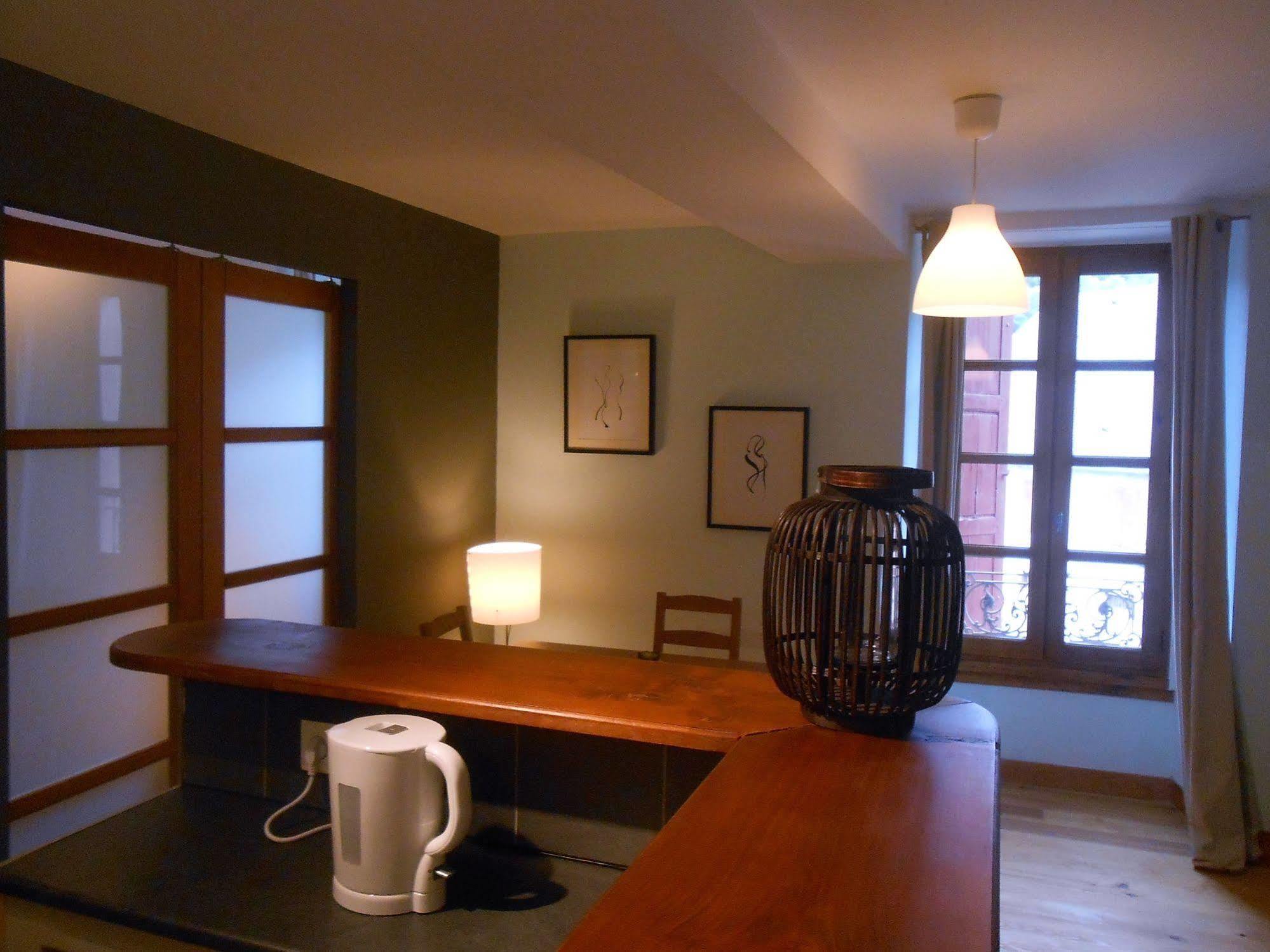 Hôtel Maison Maxil à Massat Extérieur photo