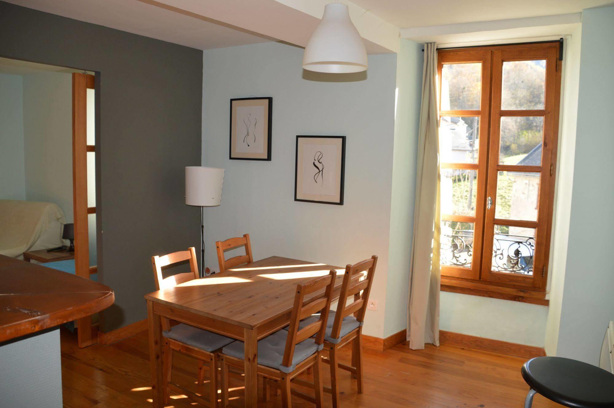 Hôtel Maison Maxil à Massat Extérieur photo