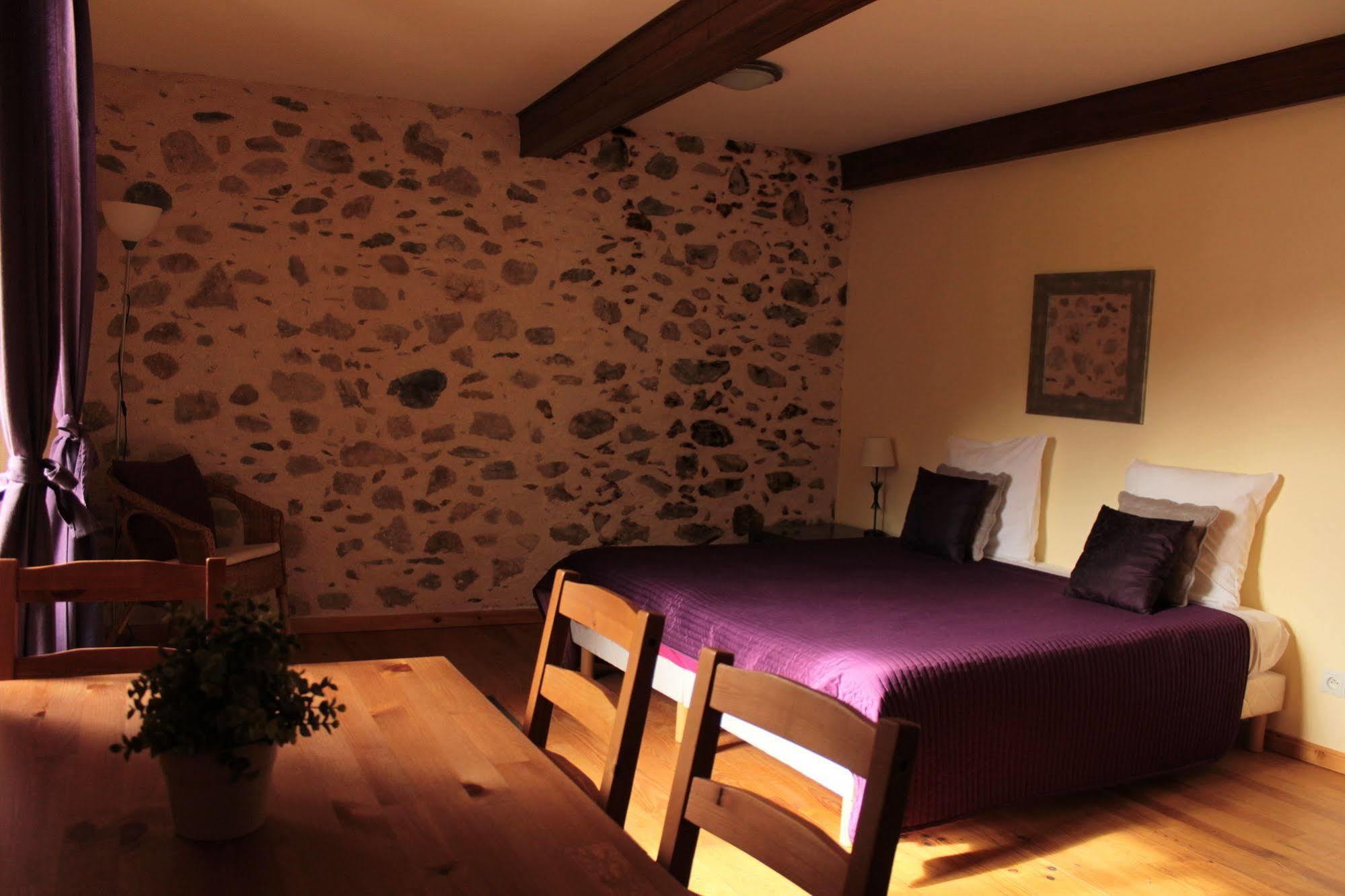 Hôtel Maison Maxil à Massat Extérieur photo